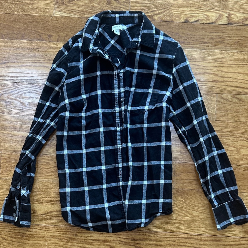 Classic lightweight flannel in excellent condition